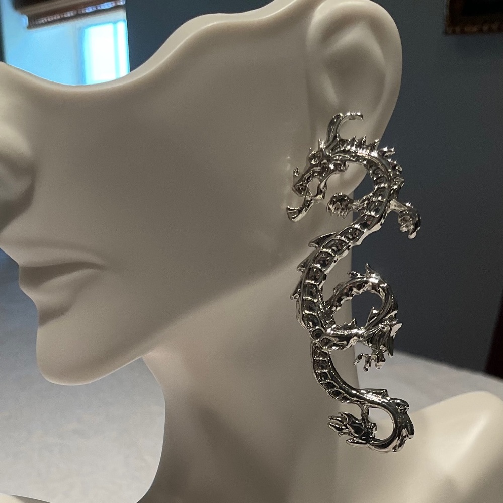 Dragon Stud Earrings in Silver Tone Setting